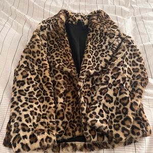 Used-Like New Cheetah Faux Fur Jacket-S